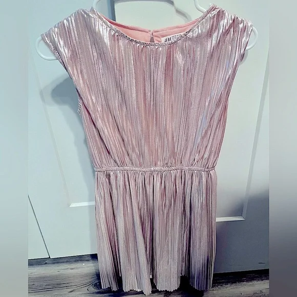 H&M | Dresses | Girls Dress Hm Size 9yr Pinksilver Shimmer | Poshmark H&M | Dresses | Girls Dress Hm Size 9yr Pinksilver Shimmer | Poshmark